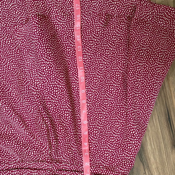 Silky, Flowy High-Waisted Skirt - Picture 7 of 7